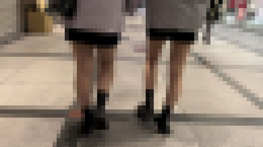 【盗撮風】女子大生の短いスカートの中には。。　サンプル画像1