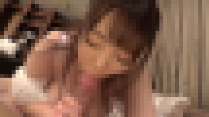 巨乳の22歳デパ地下販売員が他人棒で突かれてHカップを揺らして乱れまくる　サンプル画像2