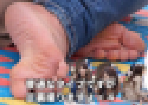 普通なタイプですが足裏撮りますよ×4 サンプル画像1