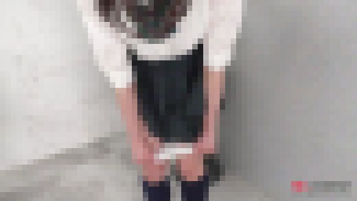 二葉エマ 4K動画 指導でパンツの見え方をしっかり検査！スカート短くてごめんねパンチラ　サンプル画像2