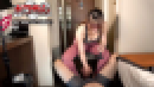 高身長ドSギャル麻里香の爪掻き亀頭責め＆キョーレツちんこビンタ　サンプル画像3