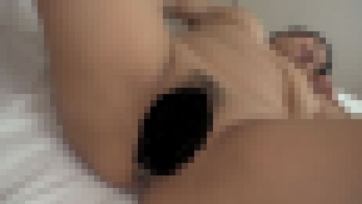 〖ハメ撮り〗爆乳OLをナンパで生ハメ中出し‼　サンプル画像3
