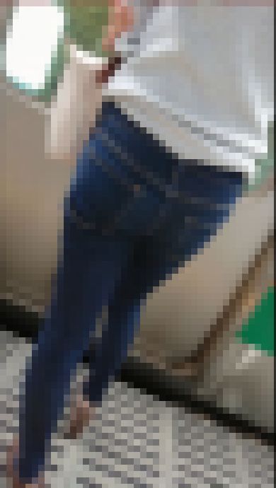 【食べ頃ヒップ】20代細身OLスキニーデニム尻４　サンプル画像1