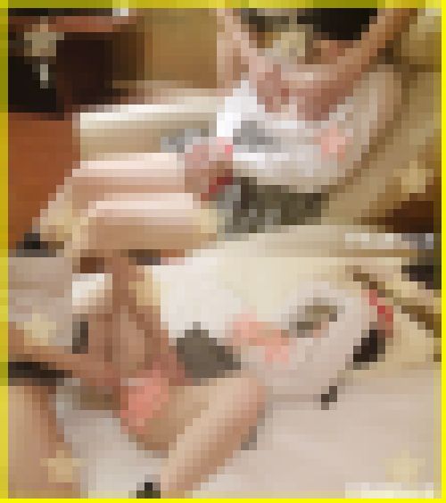 超美巨乳のJ☆がオモチャで責めれて「ダメっ！出ちゃう～」と潮吹き！ガッツリ生ハメ最後は中出し！【素人★いいなりっ娘。 6番】　サンプル画像1