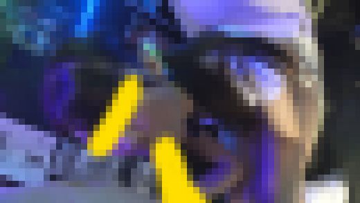 痴漢が出来るアイドルイベント　推しの柔らかい乳房を揉みしだく！　サンプル画像2