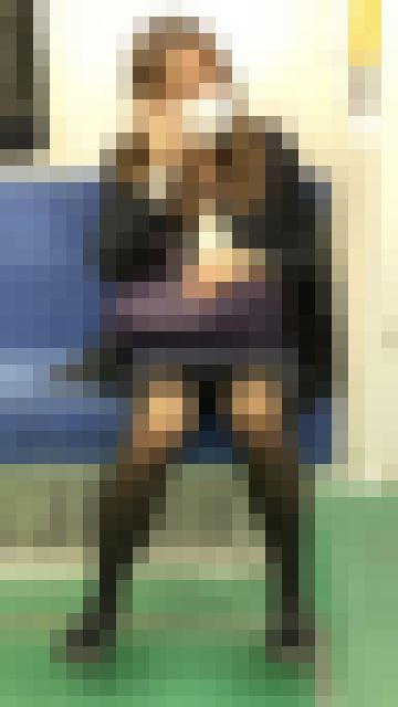 スレンダーな黒ストッキング美脚が美しい可愛いOLさん（中編）　サンプル画像2