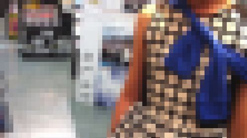 【顔出し】【超美人】パンチラ004 サンプル画像2