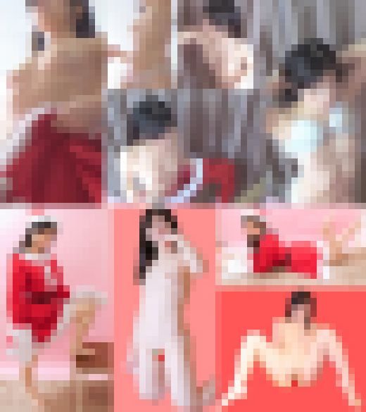 素人パンチラ in 自宅で個人撮影会 vol.127 サンタコス☆素人女子学生りんちゃん「はい、バナナ好きです♡　な　サンプル画像3