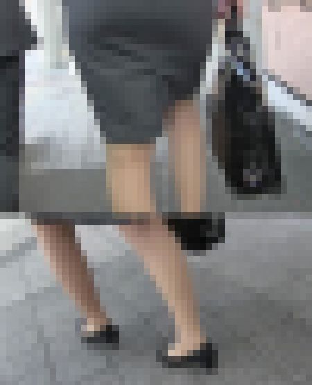 でか尻パンスト脚OL追跡動画　サンプル画像2