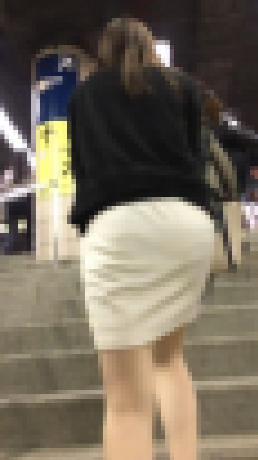 白タイトスカートのお姉さん　サンプル画像2