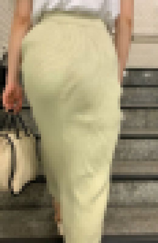 【清楚系エロ尻】スレンダーニットスカートでエロさ爆発。薄っすら見えるこのデカ尻をシッカリ掴んで肉棒をぶち込む【702】　サンプル画像3