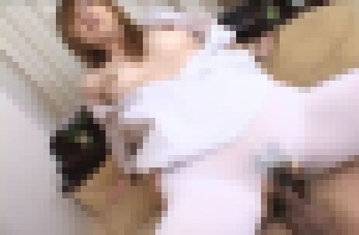 美人ナースの白い美脚パンストを引き裂く… MAI の場合 サンプル画像1