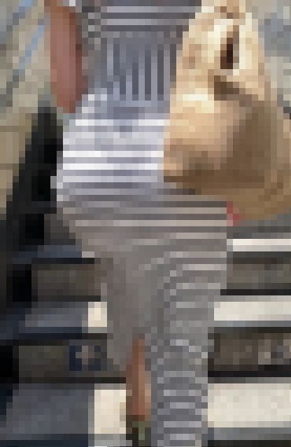 【小ぶりのエロ尻】小ぶりだけどエロい変態エロ尻。ギャル系と思わせるような変態的でエロいお尻に肉棒をぶち込ませて発射【705】　サンプル画像2
