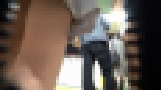 知的な美人お姉さん　サンプル画像1