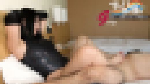173cm高圧長身痴女アイサのチン蹴り電気アンマ凄技足コキ暴発射精　サンプル画像3