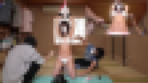オジサン達の愛情こもったくすぐり責めでメチャクチャ可愛い声でさえずり、快楽責めで気持ち良く昇天しちゃったお嬢さん(完全オリジナル サンプル画像2
