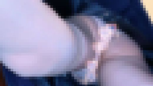 【禁断】ホテルスタッフのお姉さんのパンチラ盗撮17 サンプル画像3