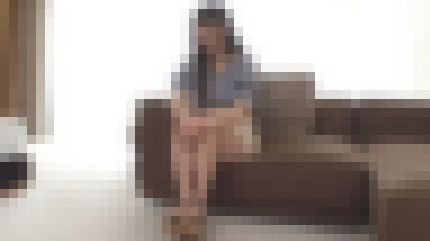 元アイドルの23歳カフェ店員が膣奥を突かれて快感に何度も絶頂　サンプル画像1