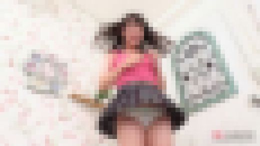 中島あつこ 4K動画 いろんなスカートと動きでパンチラ比較!スカート比較実験 サンプル画像3