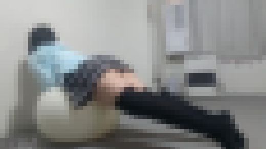 バランスボール少女パンモロ盗○ サンプル画像1