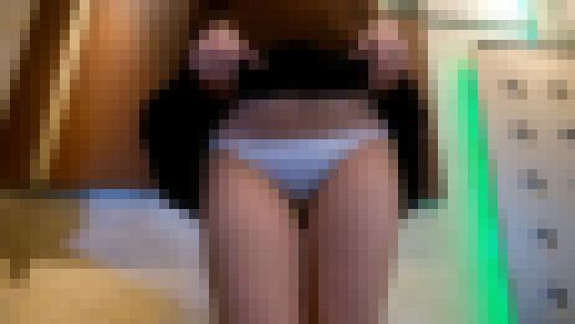 ラブホでパンチラ!パンモロ!超ローアングル！vol.3　サンプル画像3