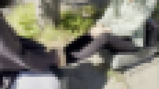 【完全裸足】第14弾！裸足で外を歩く女性2人組 part1　サンプル画像2