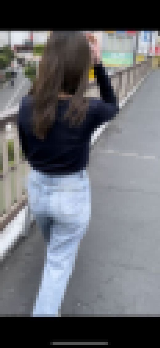 【くすぐり個撮】川口春奈さん似の美人女子大生の足の裏をくすぐり　サンプル画像1