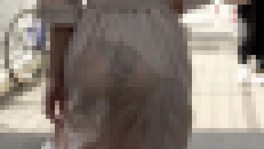 不測の濡れパン!気づかずに羞恥に晒されている 港区風女子 サンプル画像3