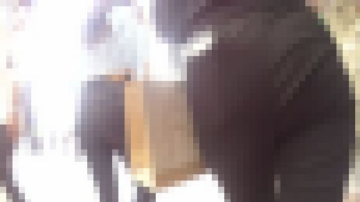 W-01 こいデニ&くろパン　濃いめデニム尻&グラマラス黒パンツ　サンプル画像2