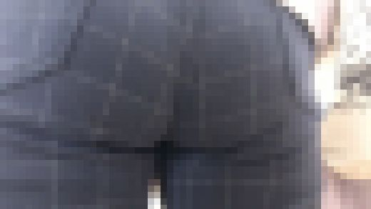 【10代の小尻】芦田愛菜ちゃん似むすめ ままと買い物　チェックパンツのプリプリ小尻　サンプル画像1