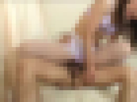 ストッキングから漂う美脚美女の穂のかな色香…　Ｅｒｉｎ の場合　サンプル画像1