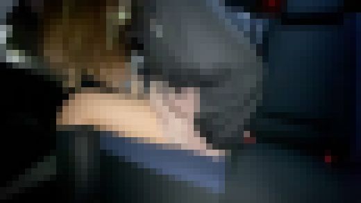 デリヘルドライバーをしている後輩の車に勝手に小型カメラをセット。お店にバレたら即削除 サンプル画像3