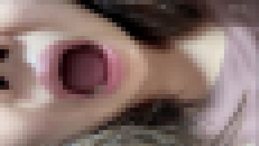 【口/唇/舌/のどちんこフェチ】素朴なモデルの口をアップで撮影　サンプル画像1