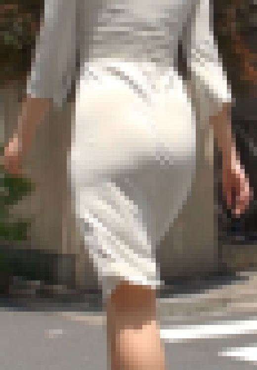 Aさんパート10　パンティーライン　透け　尻　サンプル画像3