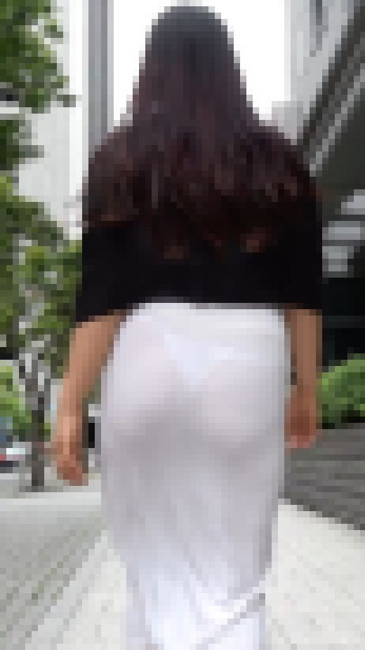 Dさんパート10 パンティーライン 透け 尻 サンプル画像1