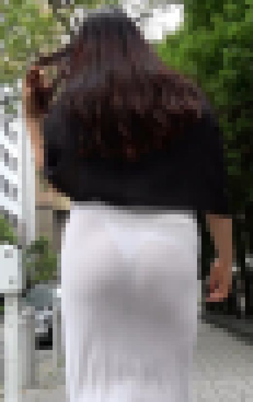 Dさんパート10 パンティーライン 透け 尻 サンプル画像2