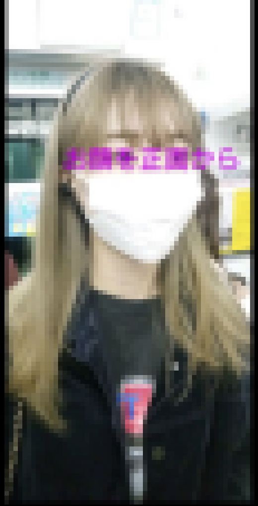 夏らしい蛍光パンツの高身長ギャル　サンプル画像2