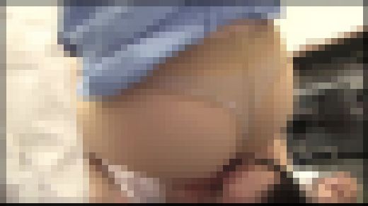 【フリーダム】猛暑の真夏、イライラしているOLが、蒸れたストッキングやソックスで、同僚や上司に憂さ晴らし。 #006 [NFDM サンプル画像1