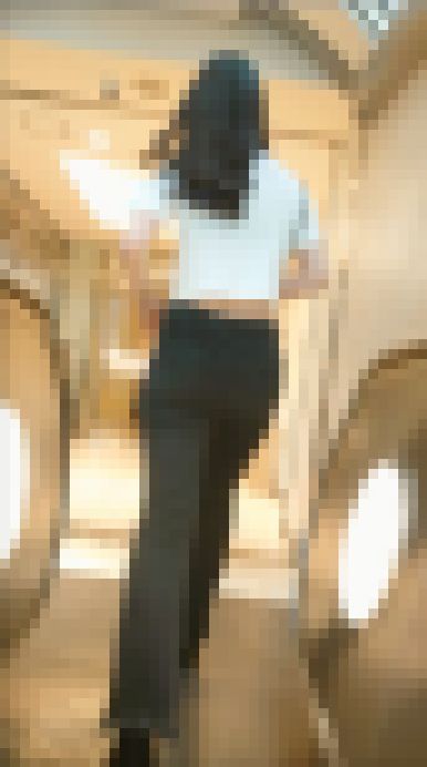【食べ頃ヒップ】20代細身OLスキニーデニム尻13　サンプル画像1