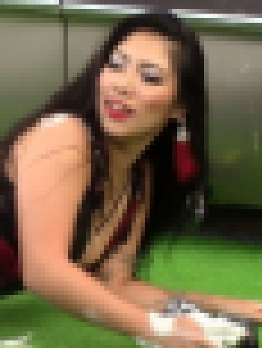 激写！GOGOダンサーの食い込みカーウォッシュ②　サンプル画像1