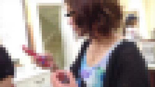 【顔出し】【超美人】パンチラ133 サンプル画像1