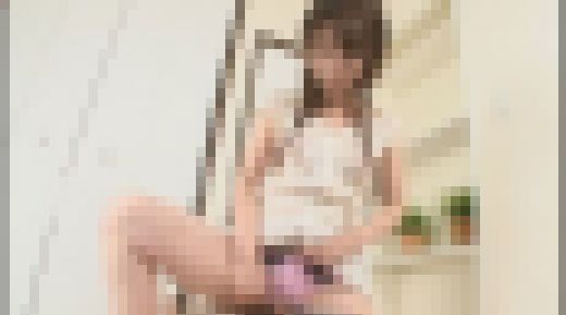 私がオナニーしてた染み付きパンティーで思いっきりパンコキしてあげるぅー！　02　サンプル画像3