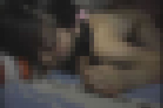 夜の悪戯はたまりません、バックで激しく突かれます　サンプル画像3