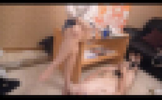 ブーツドS女子大生のM男いじめ&特典映像付き サンプル画像2