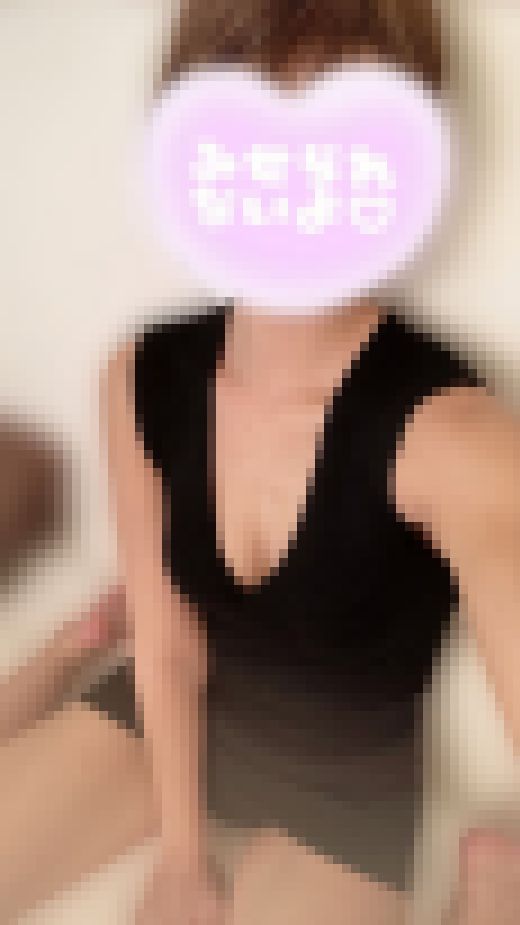 【隠撮】超絶可愛いOL美人新人セラピストさん!引き締まった健康的な美体でオイル手コキ!【22歳あずさ#1】 サンプル画像1