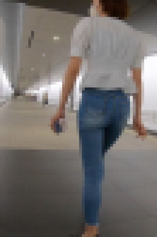 オフィスカジュアルでスキニー　サンプル画像3