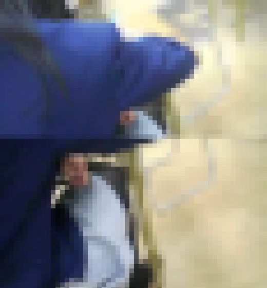 【制服女子のスト足】吉高由里子似の制服女子　お勉強中は無邪気にガニ股でおっぴろげ　エロい黒ストがたまらないw　その2　サンプル画像3