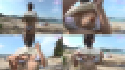 真夏のビーチ、汗だく巨乳の白ビキニ娘(2) 隠れてこっそり乳首ポロ.リ野外露出編 サンプル画像1