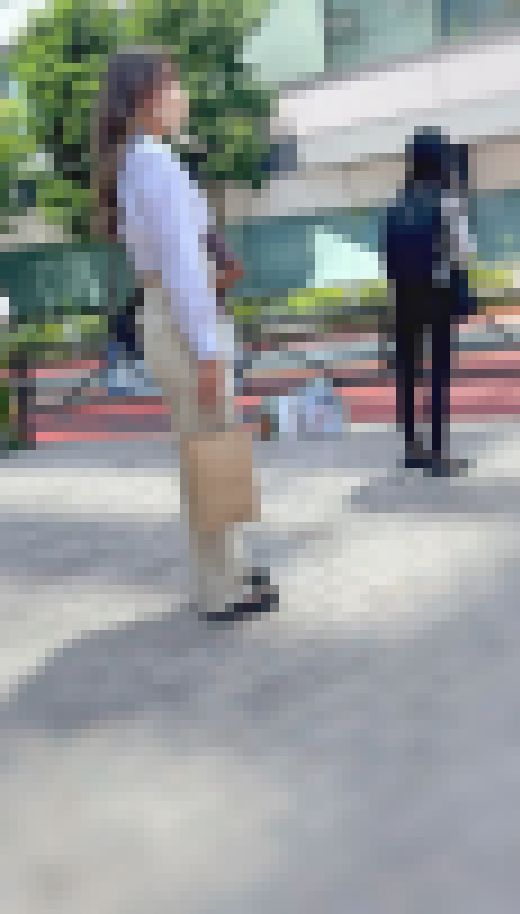 長身+筋トレによる超美ボディとムニュっとした見事なメガ尻で男を無差別挑発! 下品なゴージャス肉食獣ビッチ編 サンプル画像1