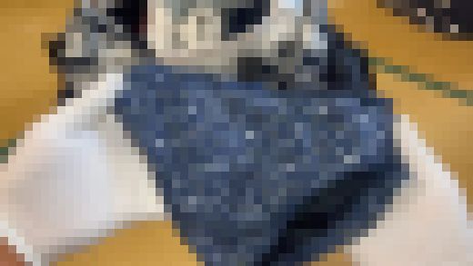 【4K】女子〇学生部活合宿の荷物検査で着替えの汚ぱんつ発見③　サンプル画像2